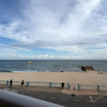 Apartment Sunny First Line By Locos *